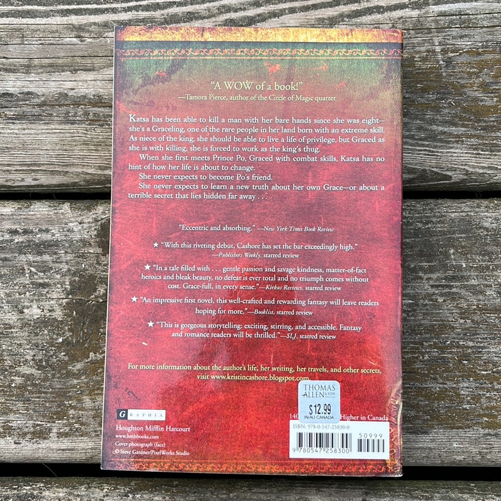 Graceling Paperback Novel - Picture 2 of 2